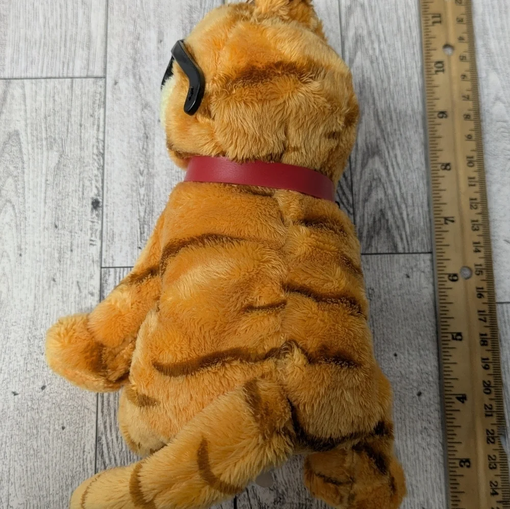Ty Garfield Orange Stuffed Animal with Sunglasses
